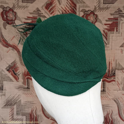 Vintage 1940s 50s Green Fleecy Wool Hat Asymmetrical Juliet Cap