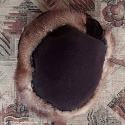 Wonderful Vintage 1930s 1940s Brown Felt Hat Cone Toque Velvet & Fur Trim