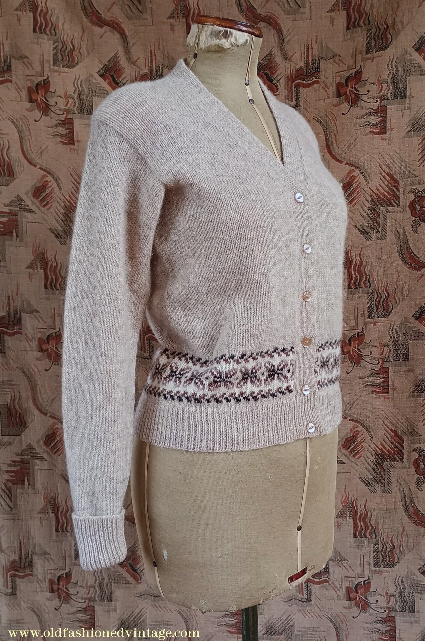 Vintage 1950s Cardigan Beige Oatmeal Brown Fair Isle Shetland Wool UK M