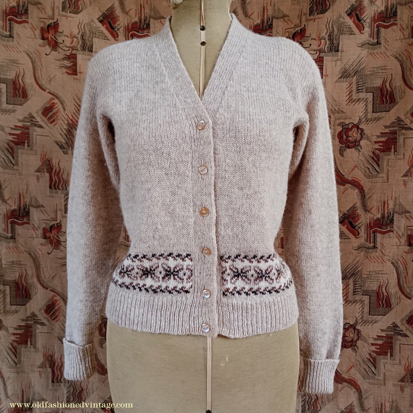 Vintage 1950s Cardigan Beige Oatmeal Brown Fair Isle Shetland Wool UK M