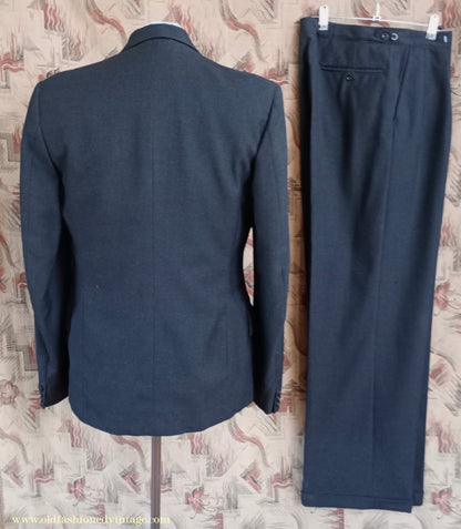Vintage Mens 1950s Burtons Double Breasted Suit Charcoal Grey Flannel 40" Long