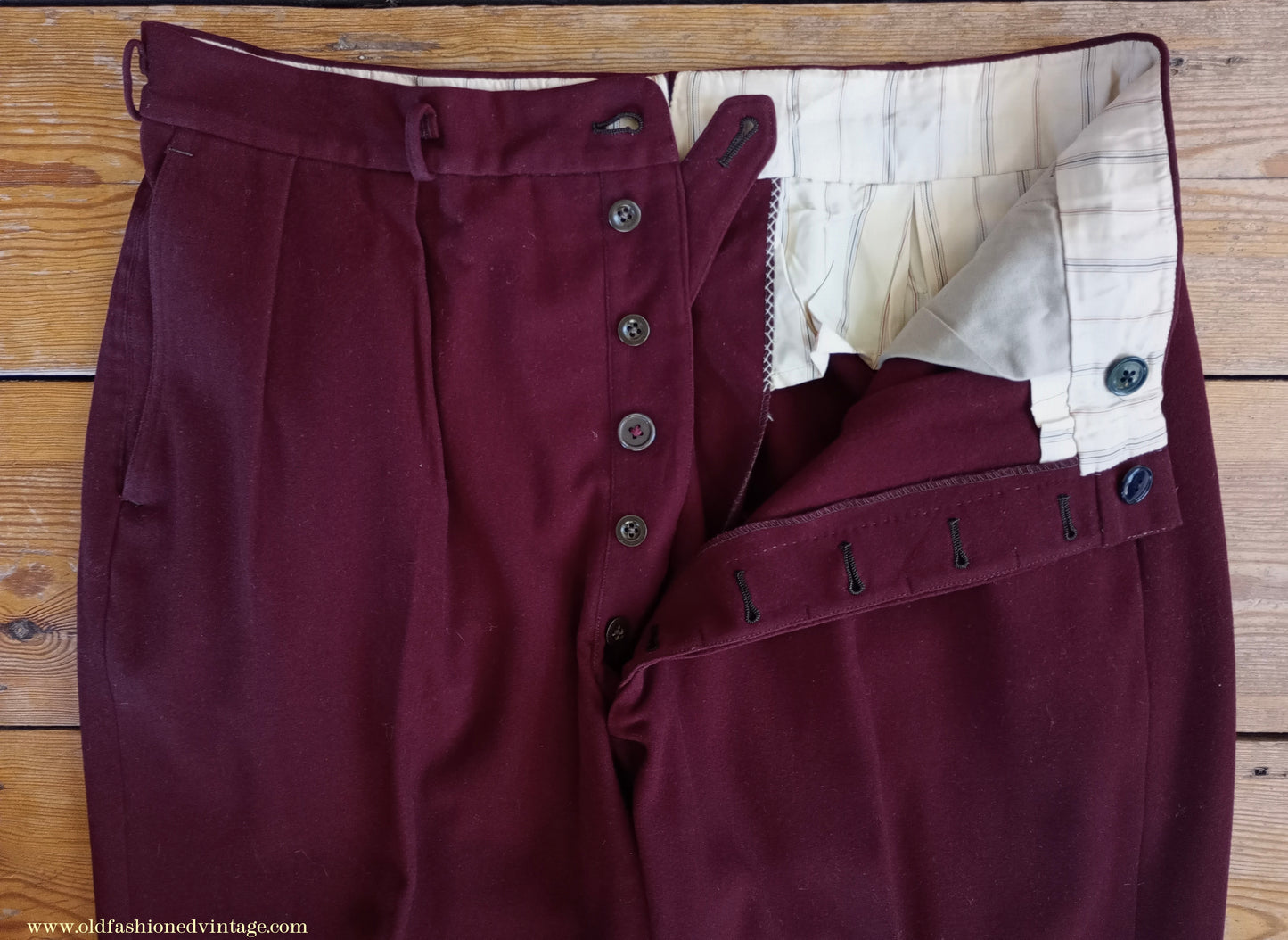 Vintage Mens Bespoke 1960s Suit Burgundy Doeskin Wool 2 Piece Tailored 42"