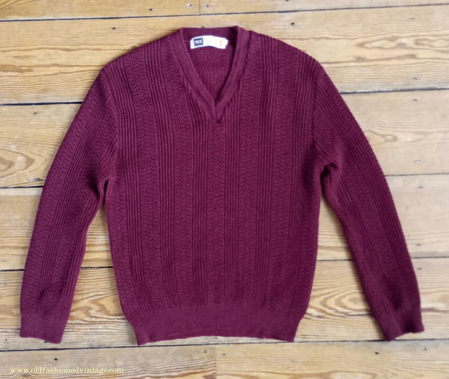 Vintage Mens 1960s Unworn V Neck Pullover Sweater Claret Red Fancy Rib Stitch S