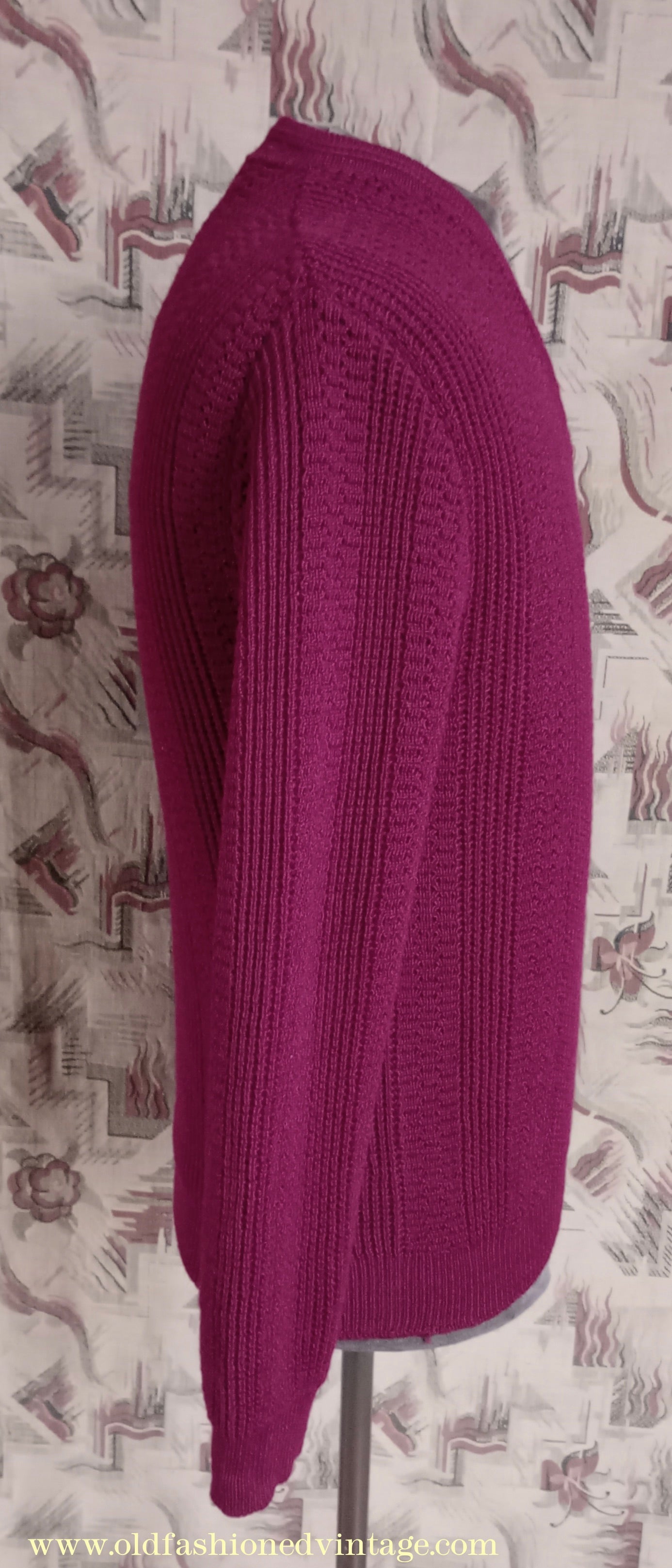 Vintage Mens 1960s Unworn V Neck Pullover Sweater Claret Red Fancy Rib Stitch S