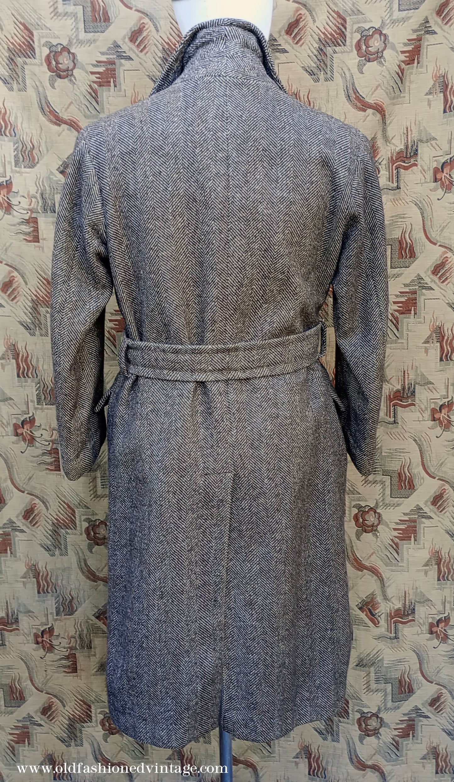 Vintage 1940s CC41 Double Breasted Overcoat Brown Herringbone Wool Tweed DB Belted UK S