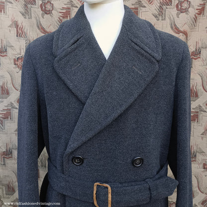 Vintage Mens 1940s 1950s Double Breasted Overcoat Coat Dark Grey Wool DB Belted Medium Long