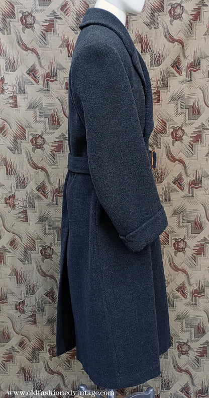 Vintage Mens 1940s 1950s Double Breasted Overcoat Coat Dark Grey Wool DB Belted Medium Long