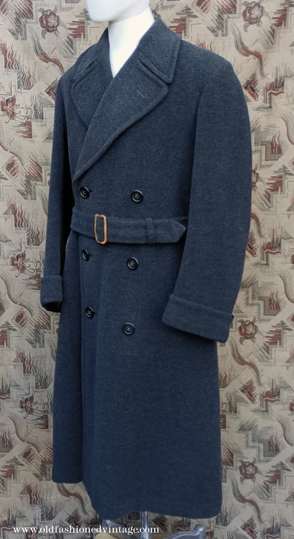 Vintage Mens 1940s 1950s Double Breasted Overcoat Coat Dark Grey Wool DB Belted Medium Long
