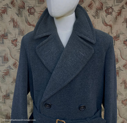Vintage Mens 1940s 1950s Double Breasted Overcoat Coat Dark Grey Wool DB Belted Medium Long