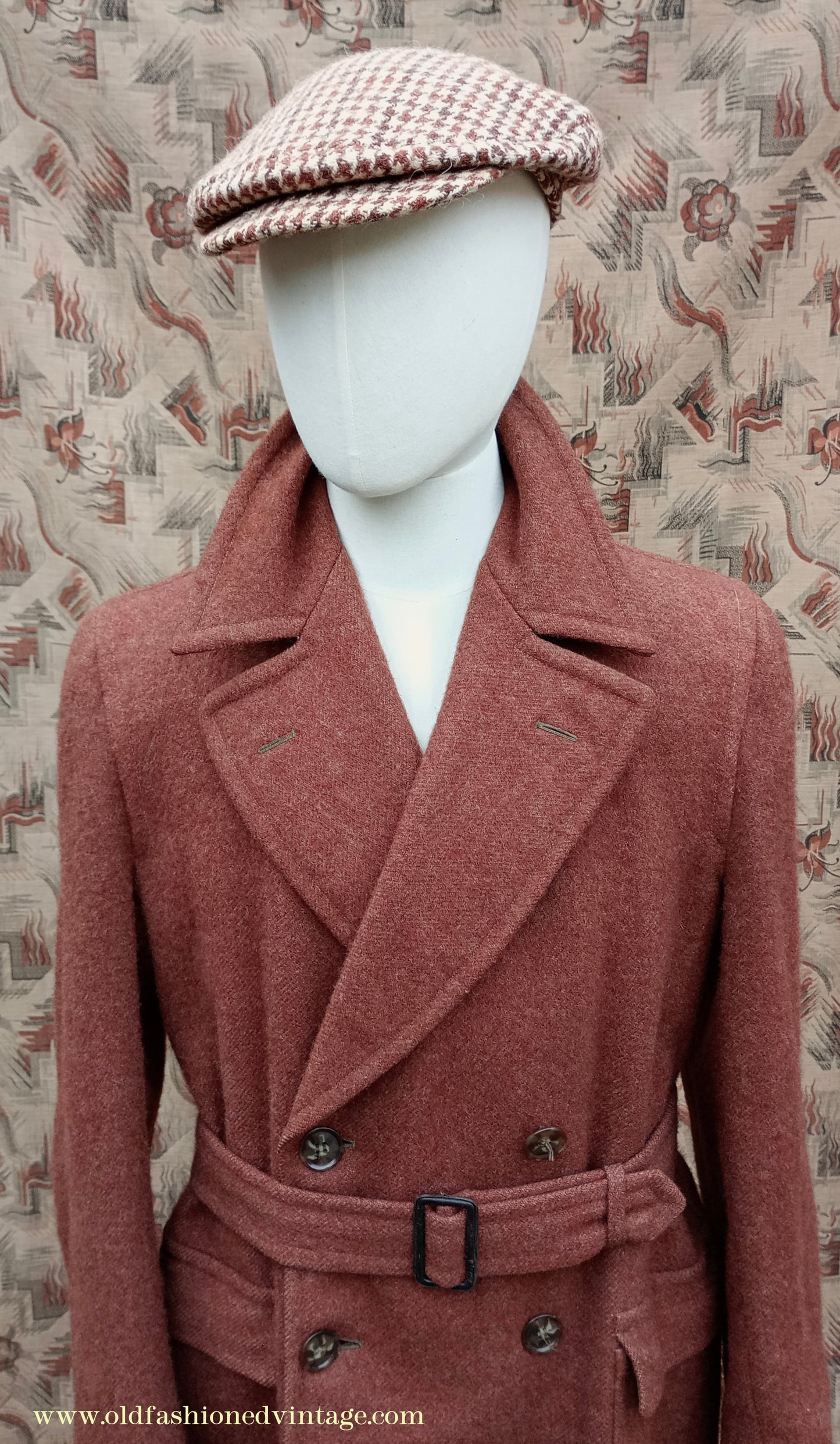 Vintage 1940s Burton CC41 Double Breasted Overcoat Rust Brown Wool Tweed DB Belted 38"