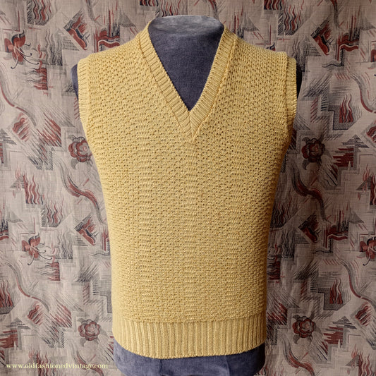 Vintage Mens 1950s Mustard Yellow Slipover Wool Sleeveless Sweater Vest Tank Top Machine Knitted S