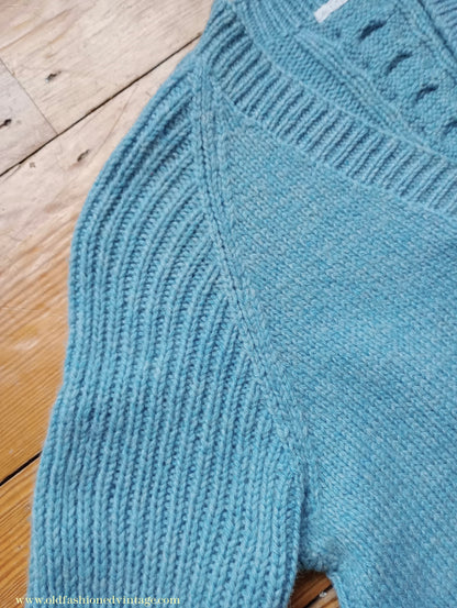 Vintage Mens 1960s Hand Knitted V Neck Jumper Blue Wool Cable Ribbed Raglan Sleeves L