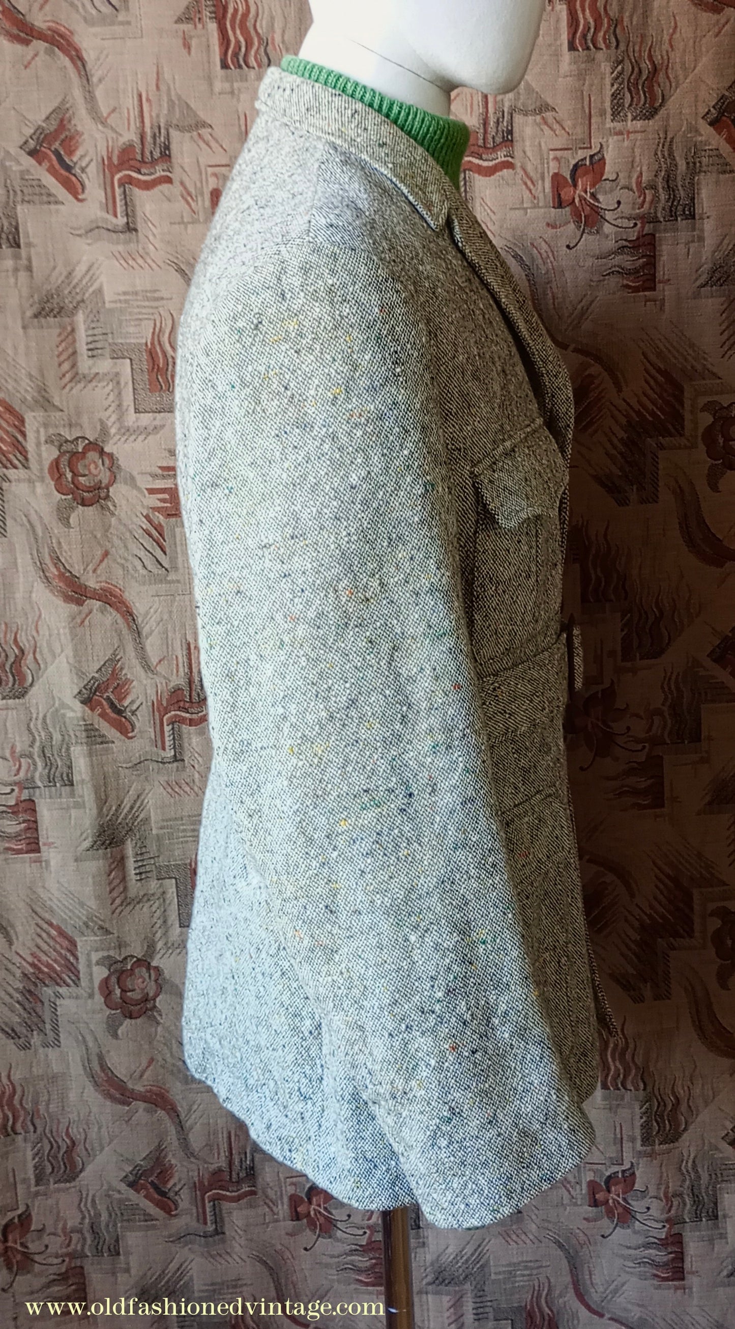 Vintage Mens 1970s Donegal Tweed Country Belted Jacket Patch Pockets Safari Military Style Beige Brown Flecked Wool 42"