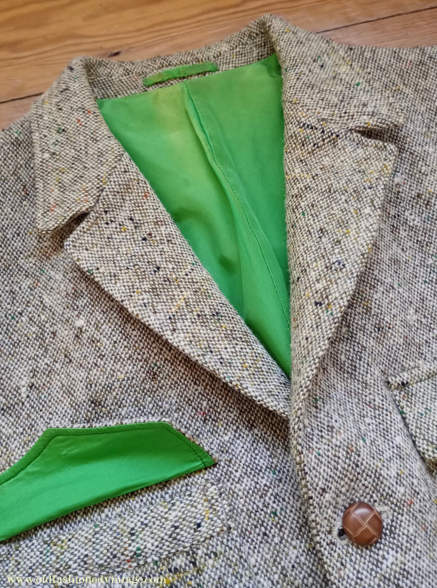 Vintage Mens 1970s Donegal Tweed Country Belted Jacket Patch Pockets Safari Military Style Beige Brown Flecked Wool 42"