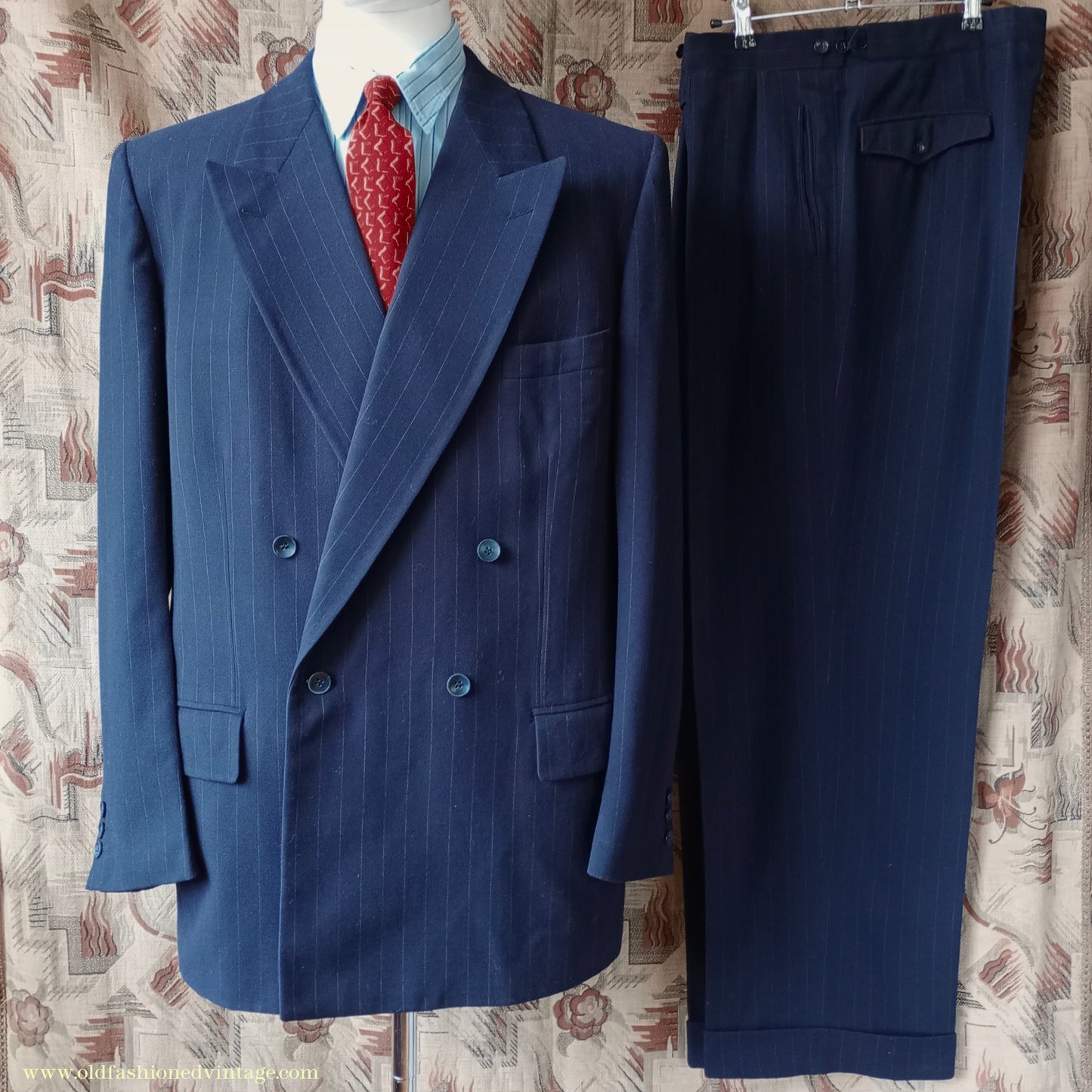 Vintage Mens 1940s 1950s Double Breasted Suit Navy Blue Pinstripe 42"