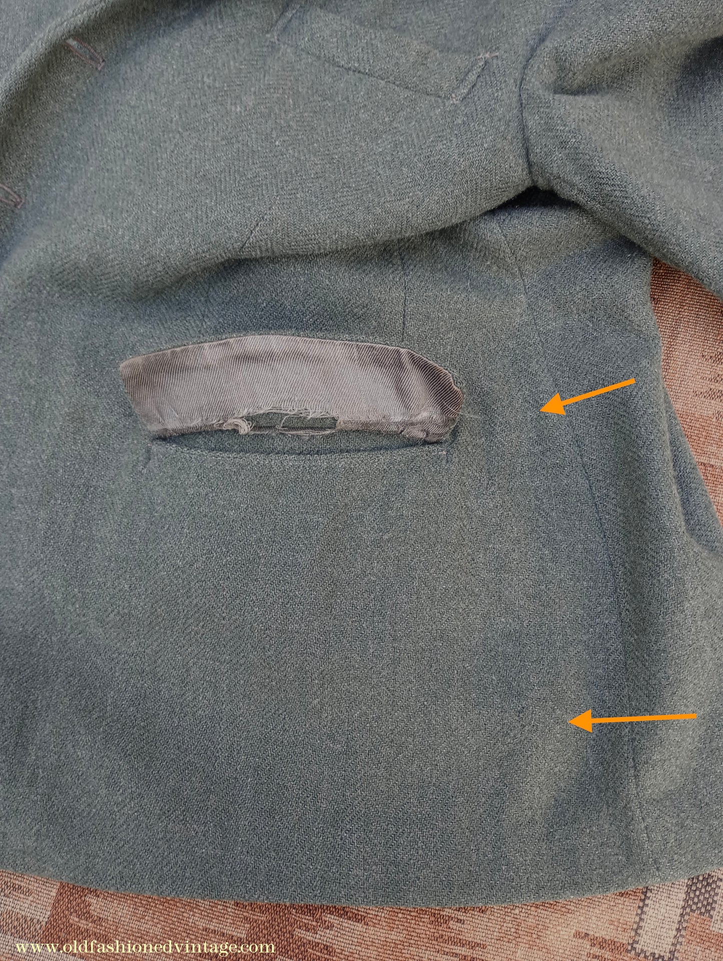 Vintage Mens 1940s CC41 Green Tweed Suit 2 Piece Single Breasted Herringbone Wool 37" 38"