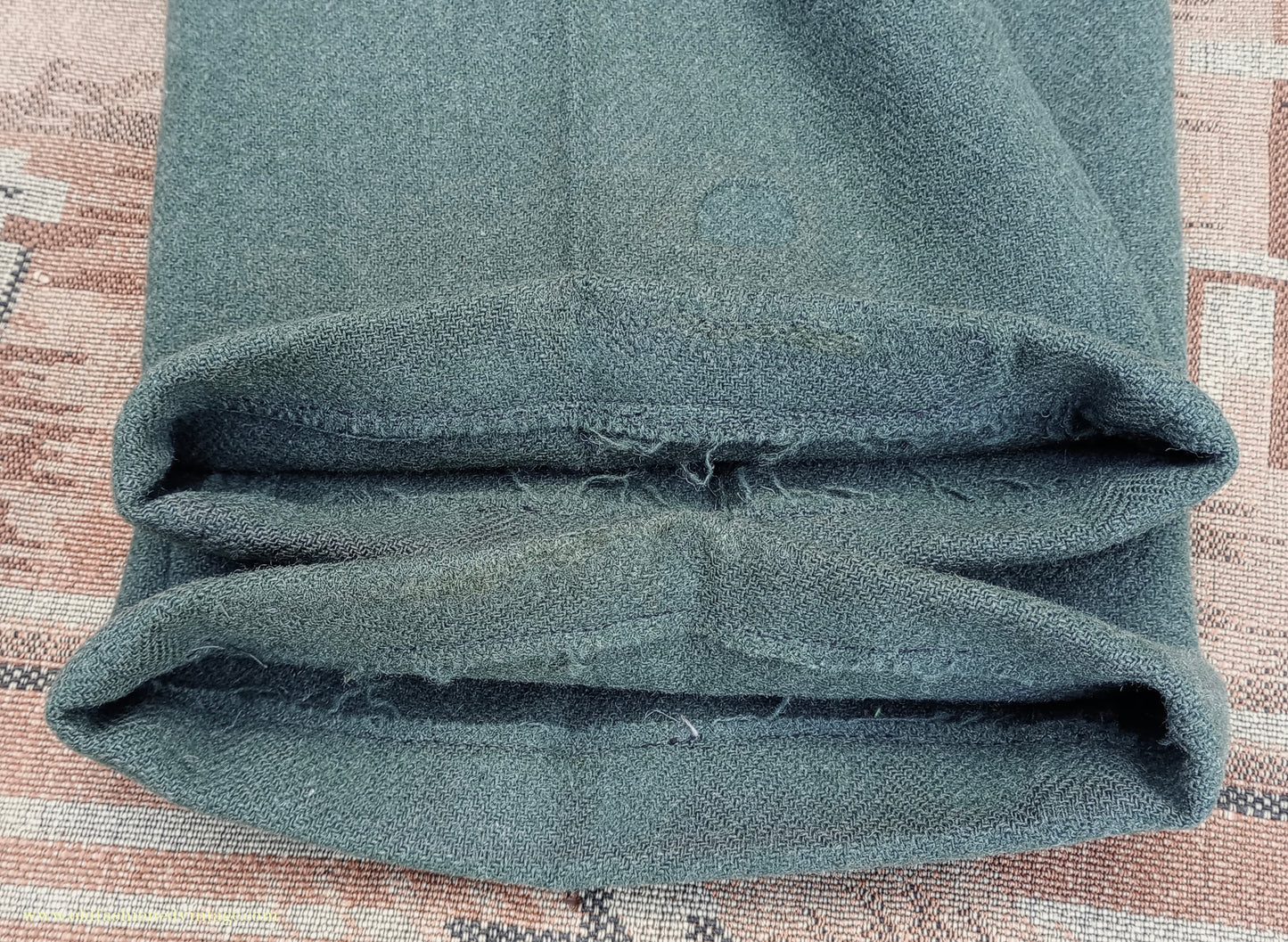 Vintage Mens 1940s CC41 Green Tweed Suit 2 Piece Single Breasted Herringbone Wool 37" 38"