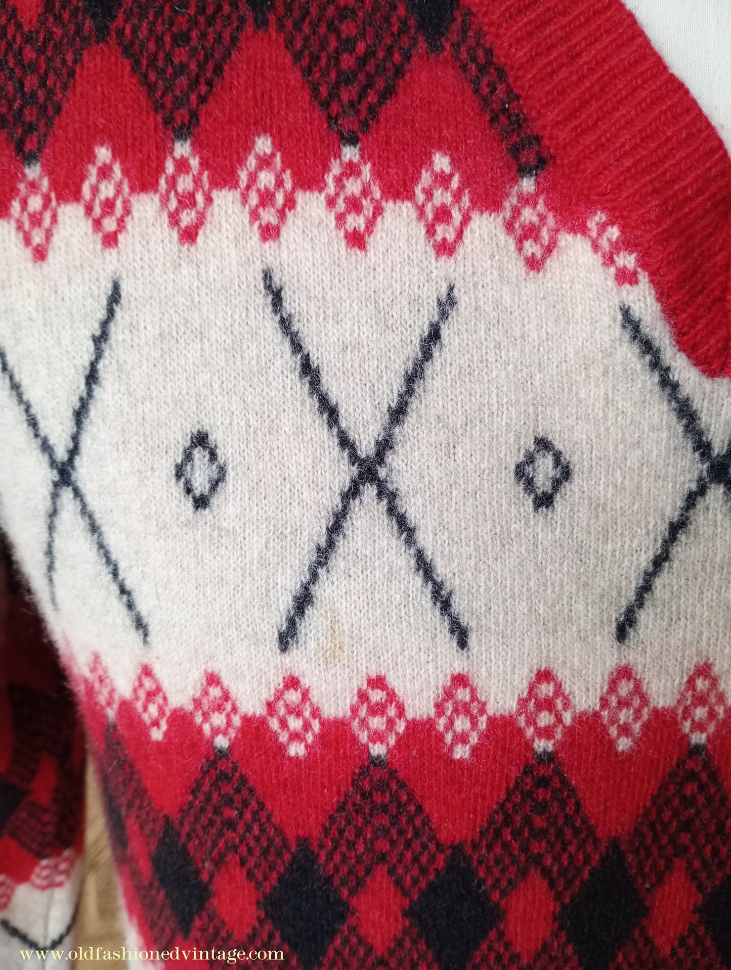 Mens 1930s 1940s Style LVC Levis Vintage Clothing Argyle Diamond Fairisle Sweater Jumper Red Black White M