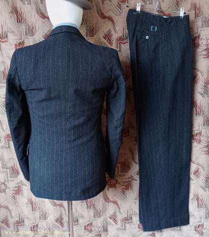Vintage Mens 1930s French 3 Piece Suit Bespoke Tailored Charcoal Grey Pinstripe Wool 36" Long