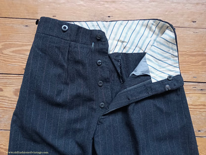 Vintage Mens 1930s French 3 Piece Suit Bespoke Tailored Charcoal Grey Pinstripe Wool 36" Long