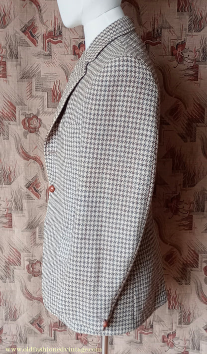 Vintage Mens 1950s Harris Tweed Sports Jacket Green Brown Beige Houndstooth Shepherd Check 37"