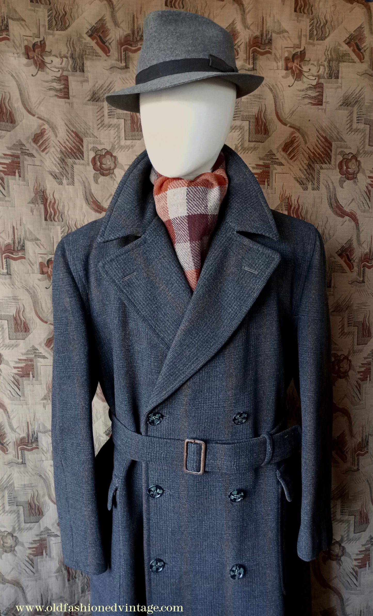 Vintage Mens 1940s Burton Laird Double Breasted Overcoat Coat Charcoal Grey Glen Check Wool DB Belted L