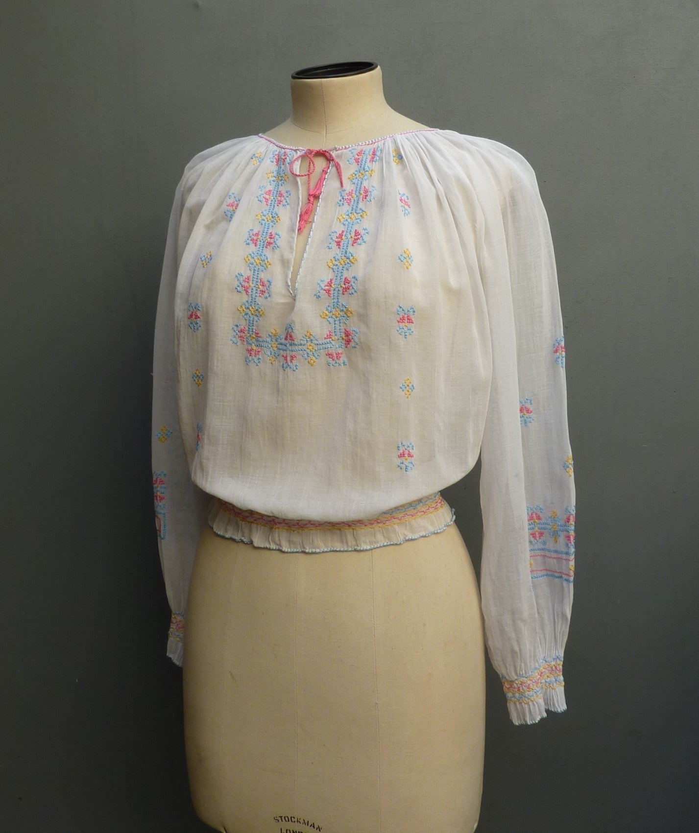 Vintage 1930s Hungarian Hand Embroidered Peasant Blouse UK M