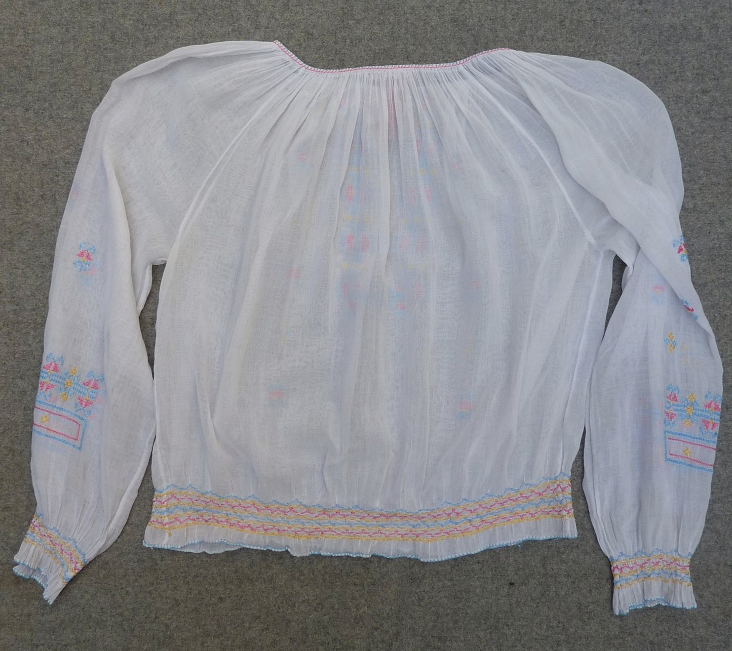 Vintage 1930s Hungarian Hand Embroidered Peasant Blouse UK M