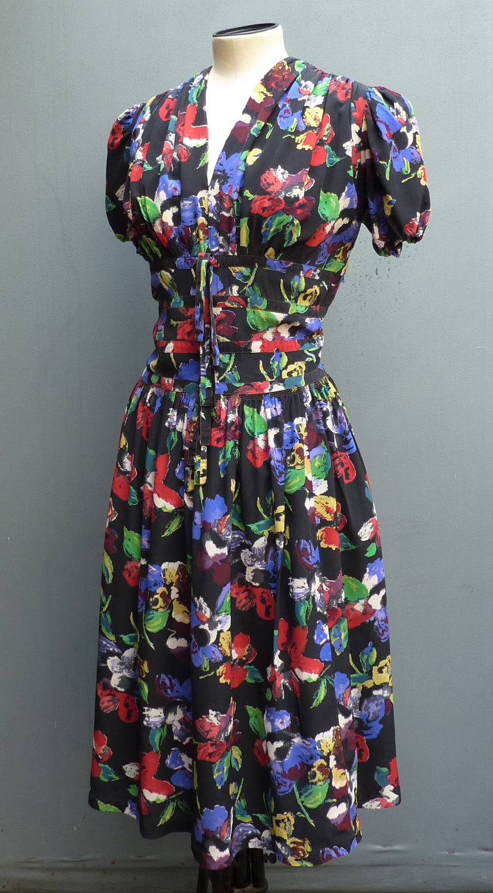 Vintage 1940s Dress Multicoloured Floral Print Black Silk Double Zip UK S