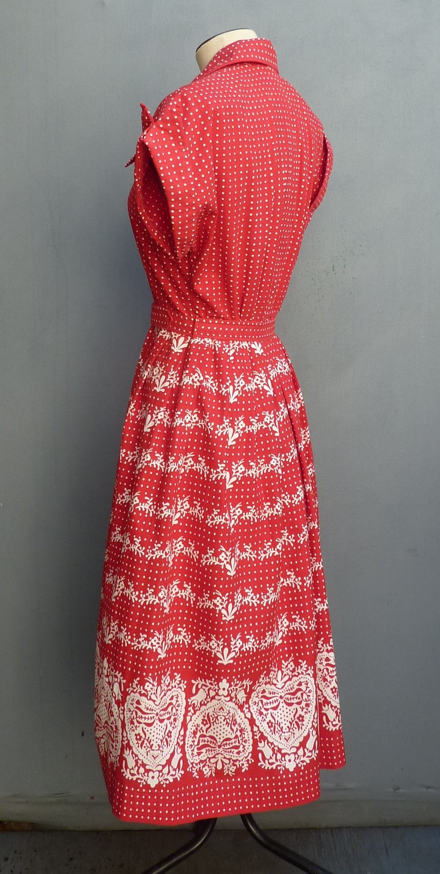 Vintage 1950s Shirt Dress Red Cotton Border Print UK S