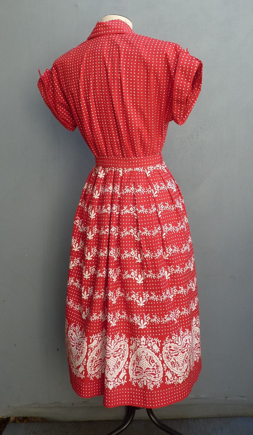 Vintage 1950s Shirt Dress Red Cotton Border Print UK S