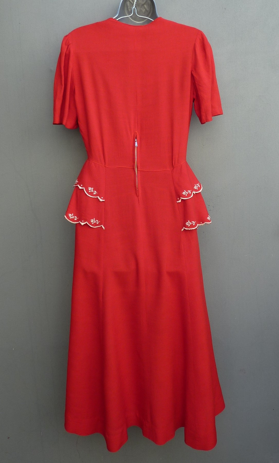 Vintage 1950s Red Rayon Dress Home Made Hand Embroidered Floral Scalloped Peplum UK S