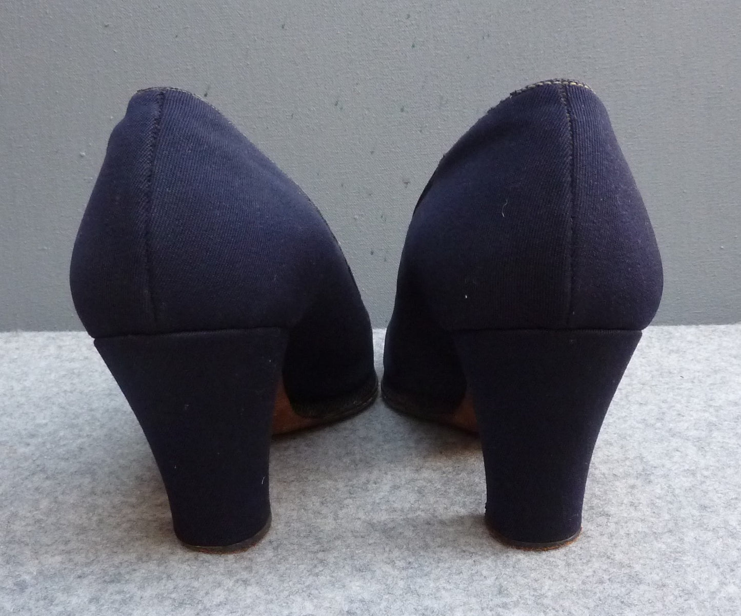 Vintage 1940s Shoes Navy Blue Fabric Platform Sole Heels UK 7