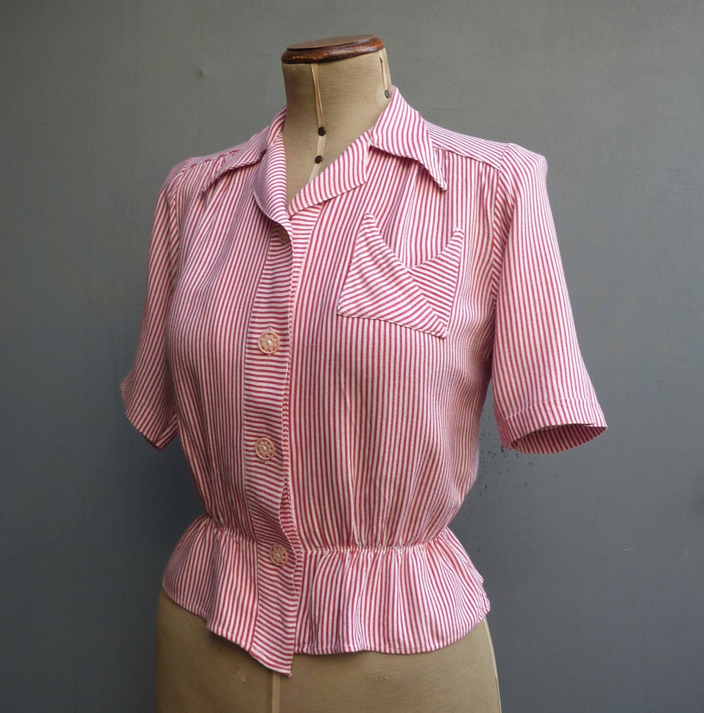 Vintage 1940s WW2 Blouse Red White Striped Short Sleeved Shirt UK S