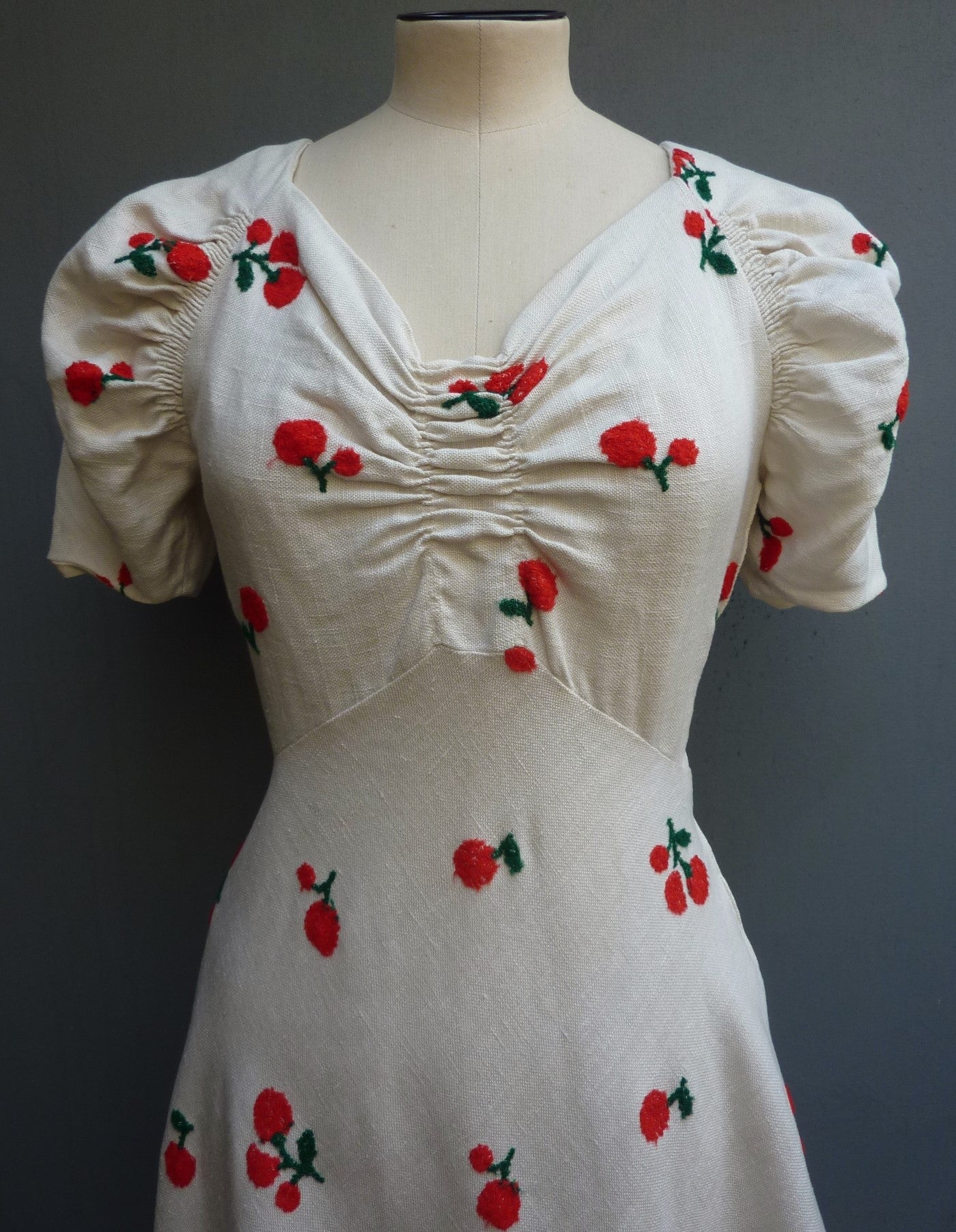 Outstanding Original Vintage 1930s FOGA Sun Dress Floral Cherry Embroidered Rayon UK XS