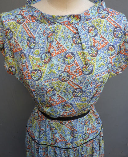 Beautiful Original Vintage 1940s Dress Abstract Floral Print Printed Rayon Dolman UK XS