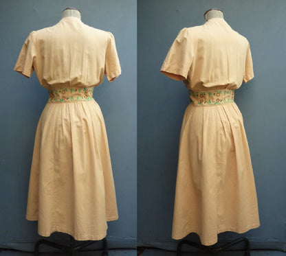 Delightful Original 1940s Shirtwaister Dress Pale Apricot Floral Embroidered UK S/M