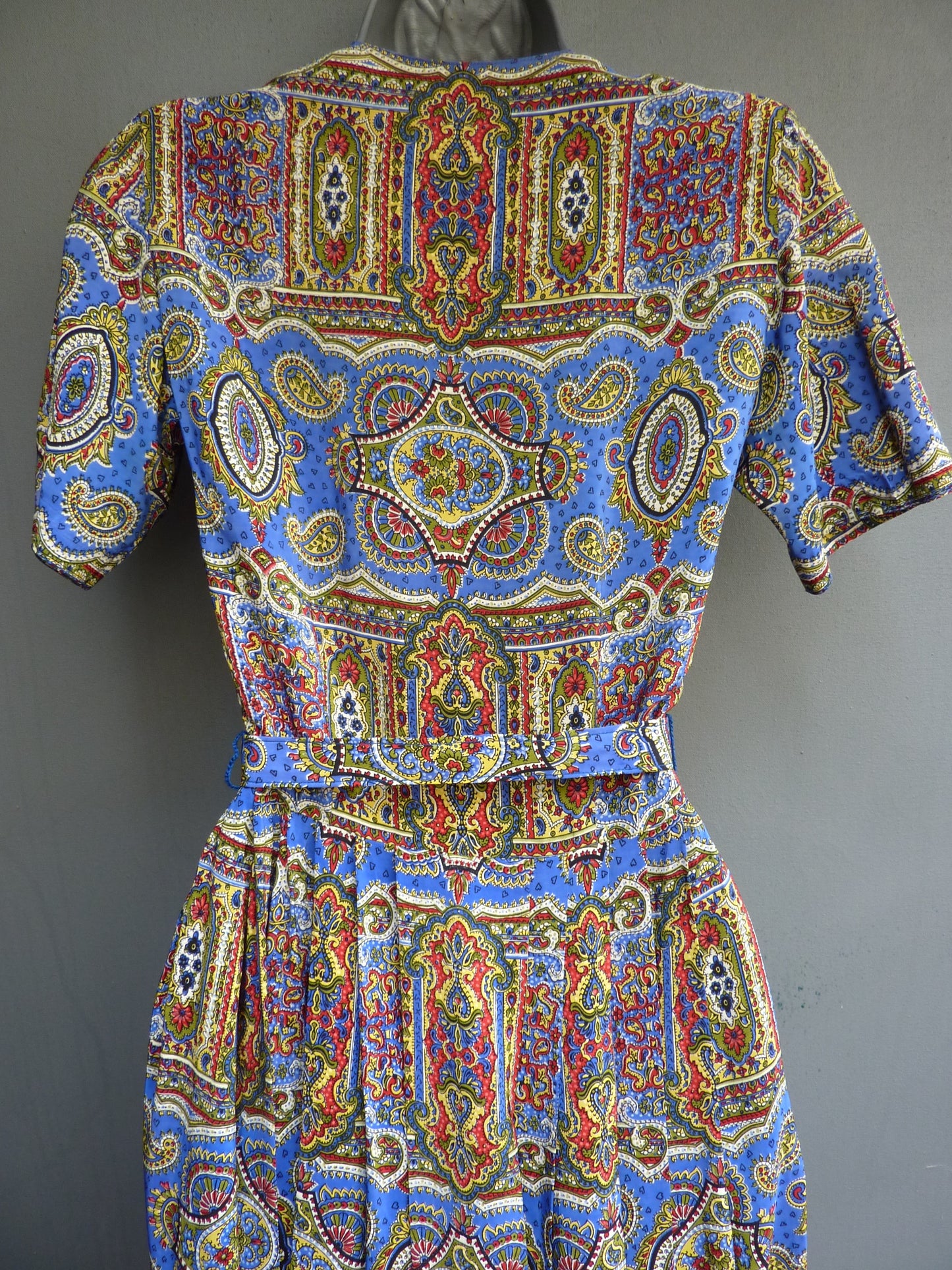 Superb Vintage 1950s Paisley Dress Novelty Printed Jewel Tone Rayon UK XXS/XS