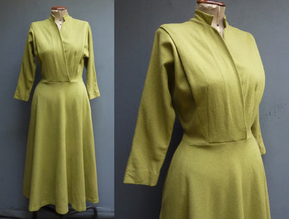 Rare Vintage Early 1950s Jersey Dress Chartreuse Green Dolman Sleeves UK S/M