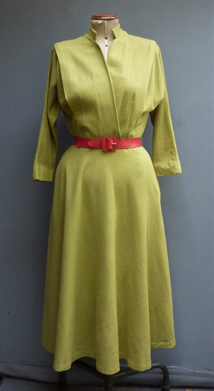 Rare Vintage Early 1950s Jersey Dress Chartreuse Green Dolman Sleeves UK S/M