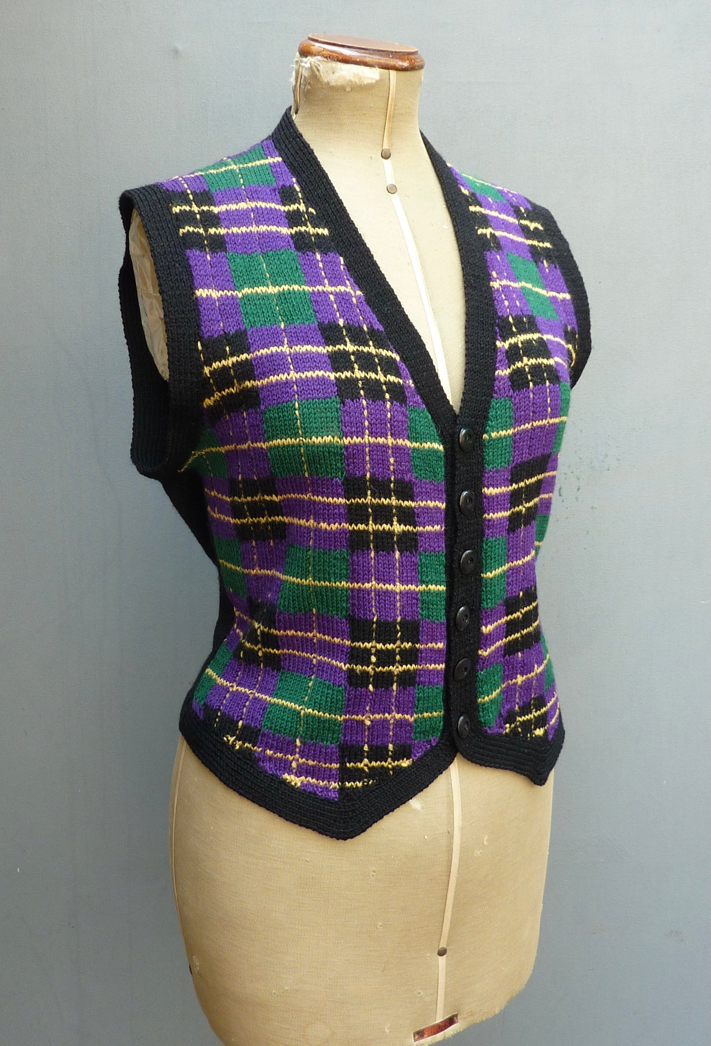 Vintage 1950s Hand Knitted Checked Fairisle Waistcoat Jerkin Wool Vest UK L