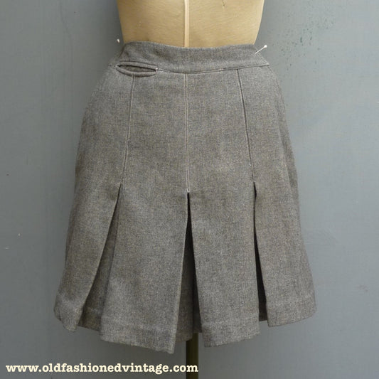 Vintage 1940s Divided Skirt Shorts Grey Wool Flannel High Waist Culottes Skort UK S/M