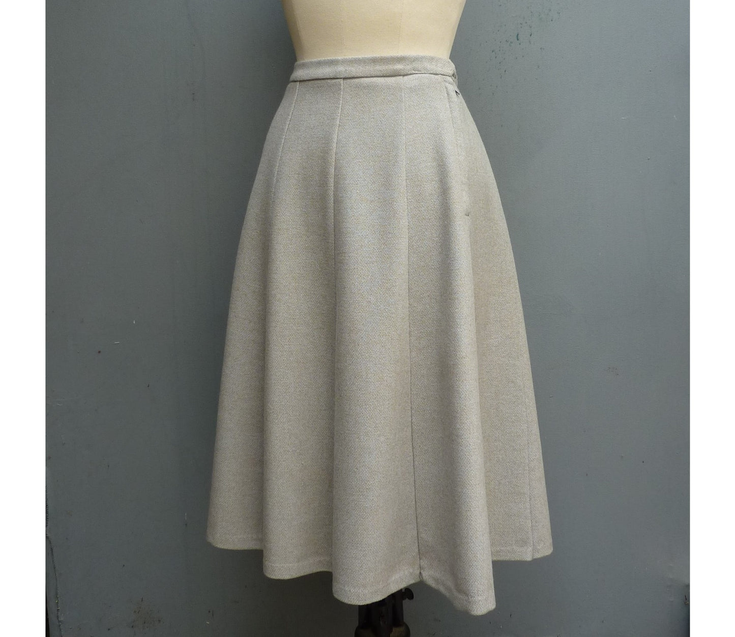 Vintage 1950s Skirt Pale Blue Wool High Waist Flared 1940s 40s 50s Waist 23-24" UK XXS