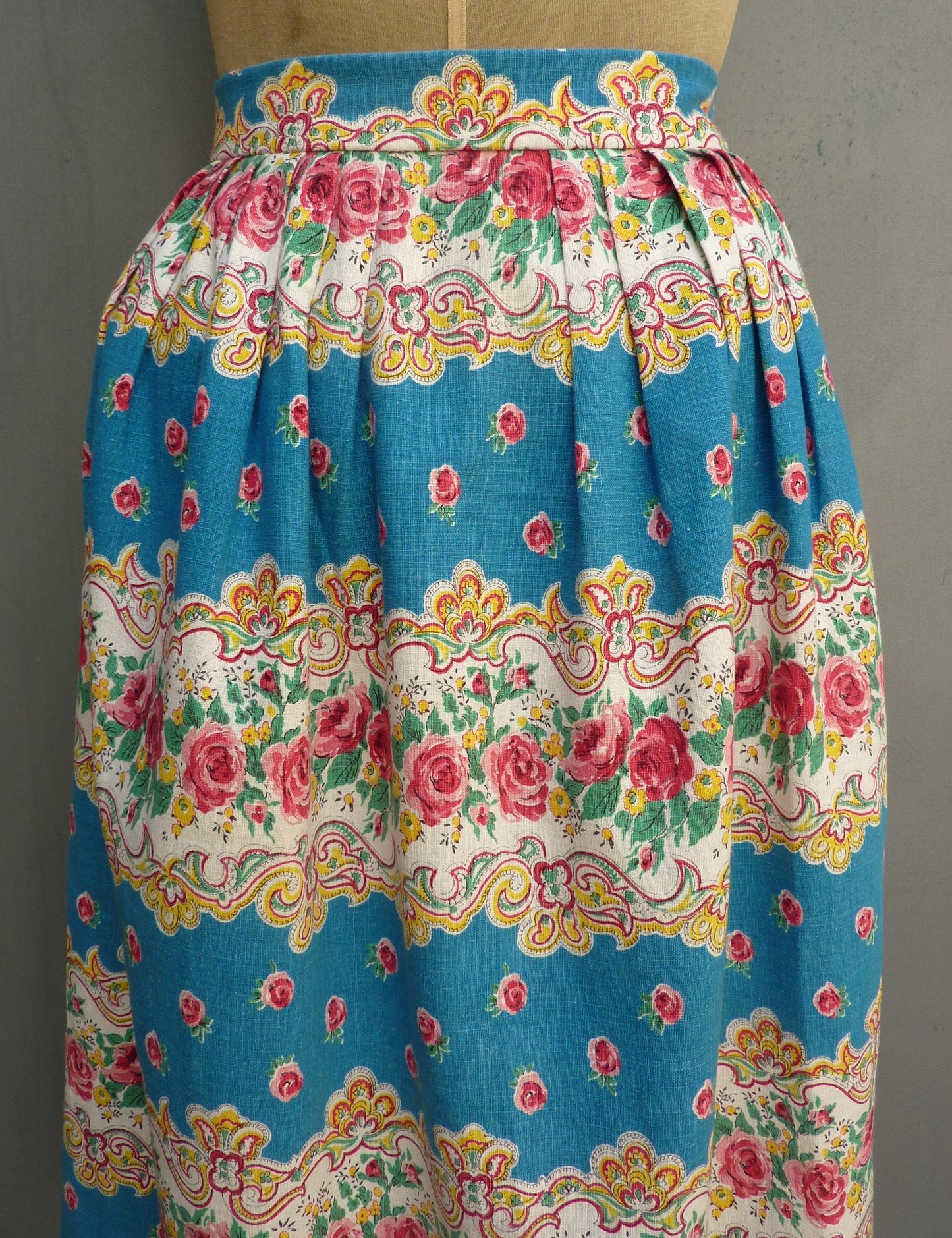 Original Vintage 1950s Skirt Home Made Floral Rose Paisley Printed Cotton UK S