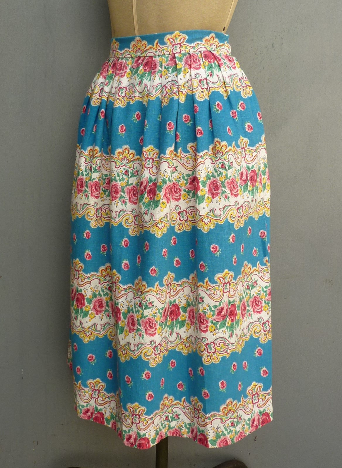 Original Vintage 1950s Skirt Home Made Floral Rose Paisley Printed Cotton UK S