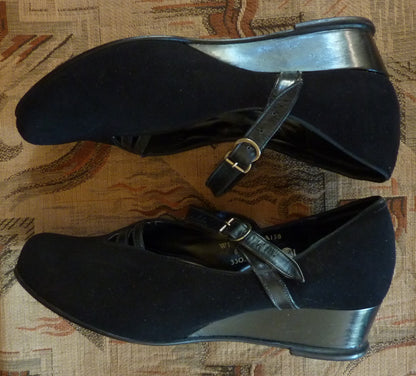 Vintage 1940s CC41 Black Suede Wedge Shoes Buckle Mary Jane UK 7