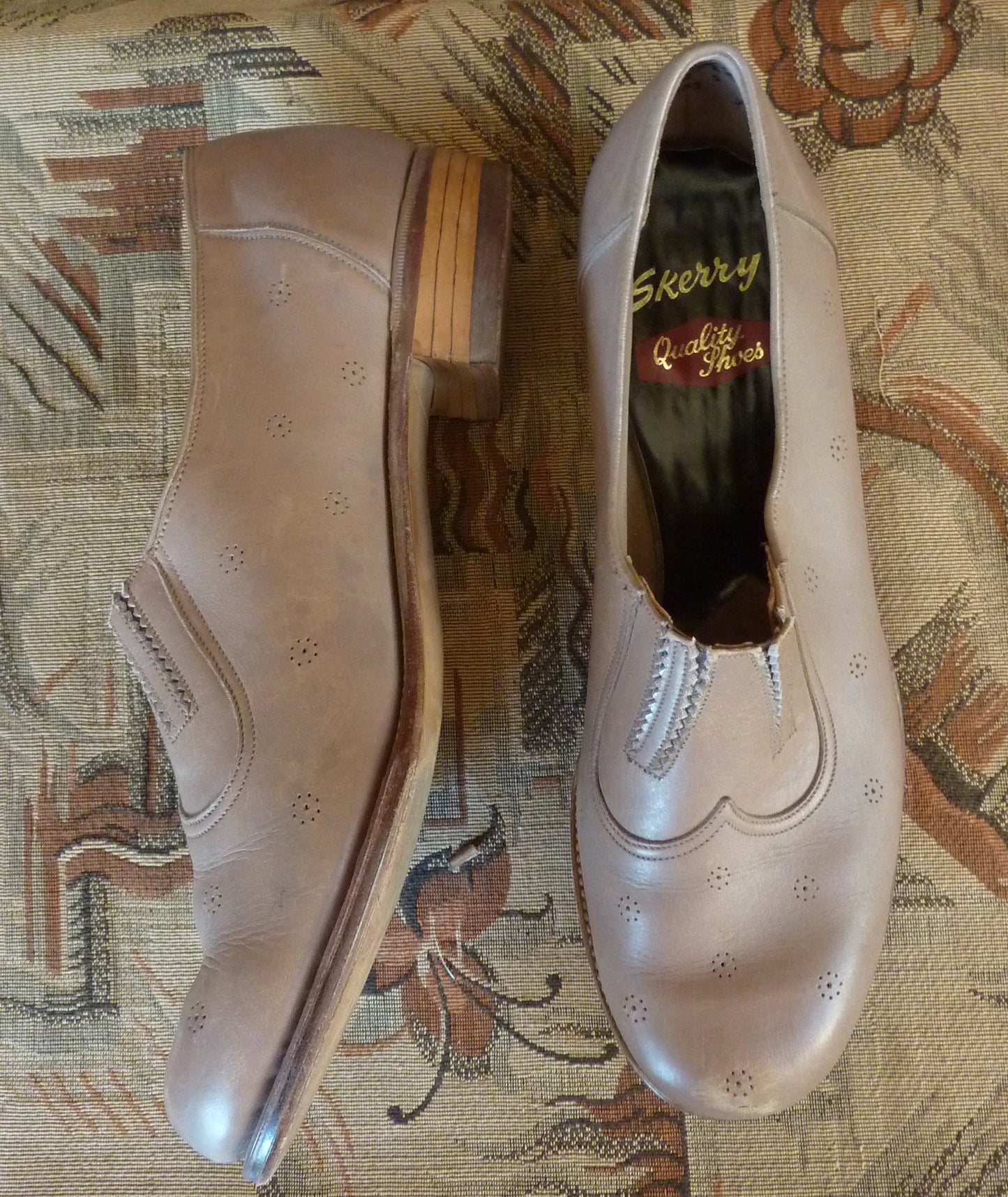 Vintage 1950s 40s Shoes Taupe Brown Leather Courts Heels UK 7