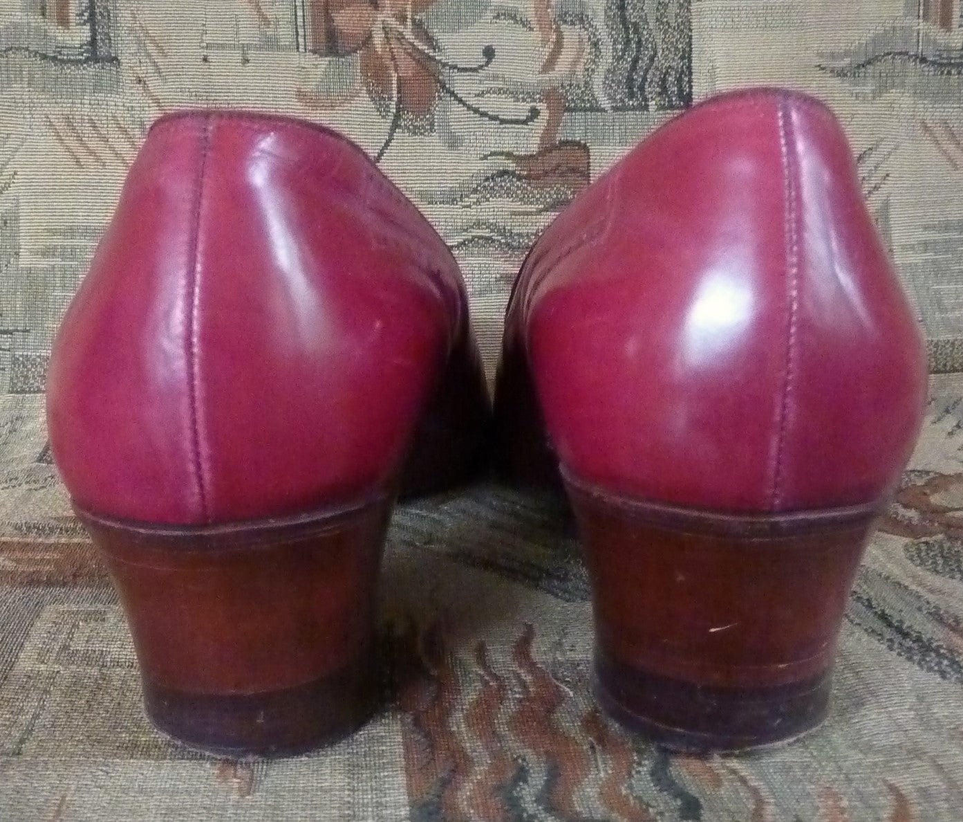 Vintage 1940s Shoes Red Leather Courts Heels UK 7