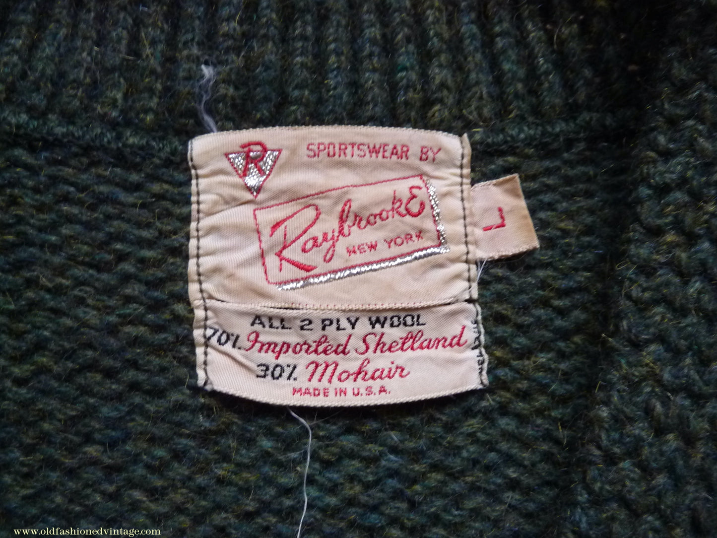 Vintage Mens 1950s Fuzzy Mohair V Neck Sweater Jumper Moss Green L