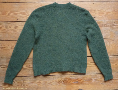 Vintage Mens 1950s Fuzzy Mohair V Neck Sweater Jumper Moss Green L